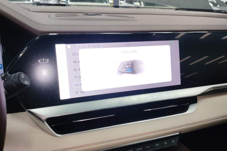 Used Geely Auto Monjaro L 2021 2.0TD DCT EVO Two-Wheel Drive Smart Luxury Version
