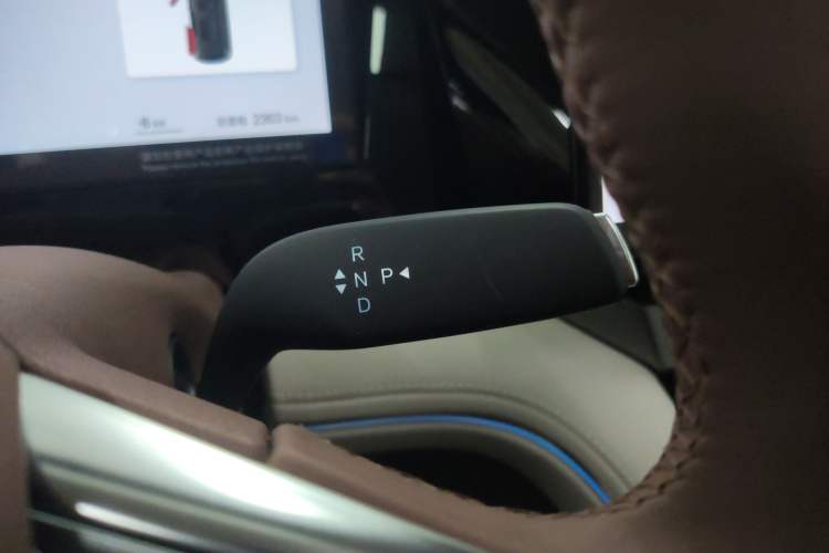 Used BYD Xia 2025 DM-i 1.5T 180km Beyond Edition
