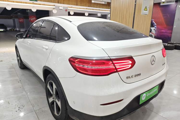 Used Mercedes-Benz GLC Coupe 2017 GLC 200 4MATIC Coupe SUV
