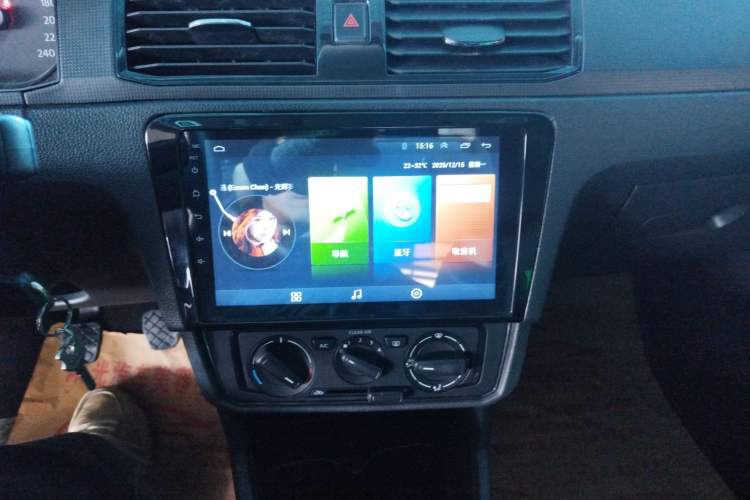 Used Volkswagen Santana 2016 1.4L Manual Fashion Edition
