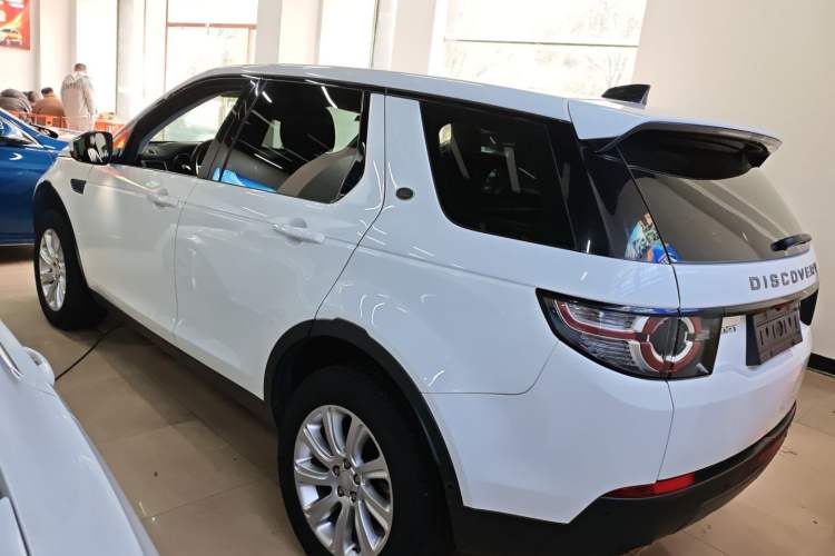 Used Land Rover Discovery Sport 2018 240 PS SE Version

