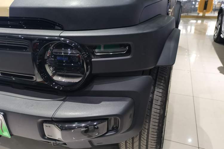 Used  V23 2025 501 Four-Wheel Drive Intelligent Driving Version
