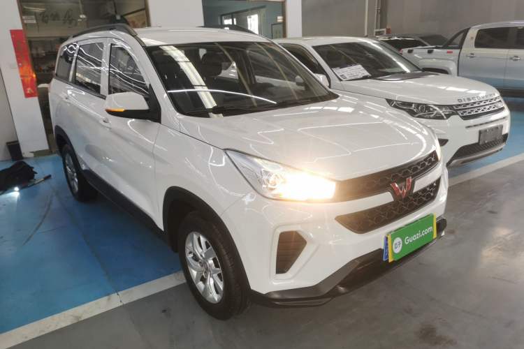 Used Wuling Hongguang S3 2019 1.5L Manual Standard Version China VI Standard
