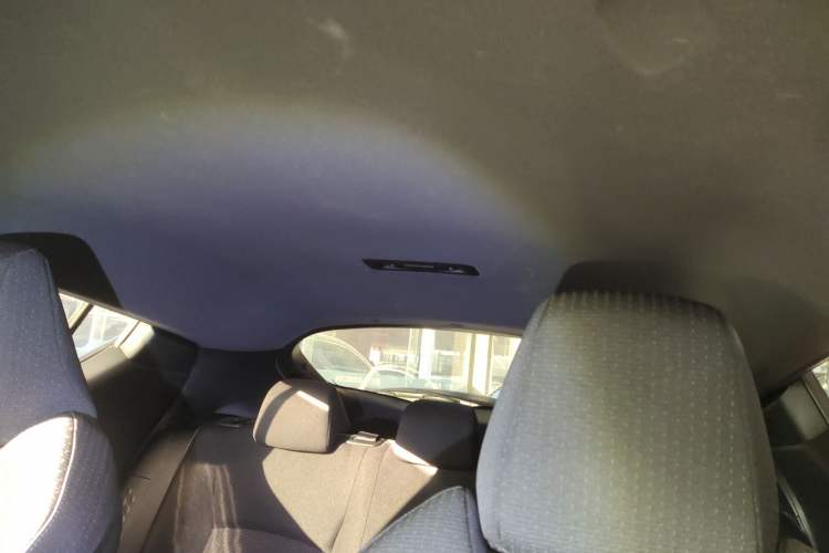 Used Toyota IZOA 2018 2.0L Yidong Edition China VI