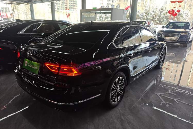 Used Volkswagen Passat 2017 330TSI DSG Prestige Edition
