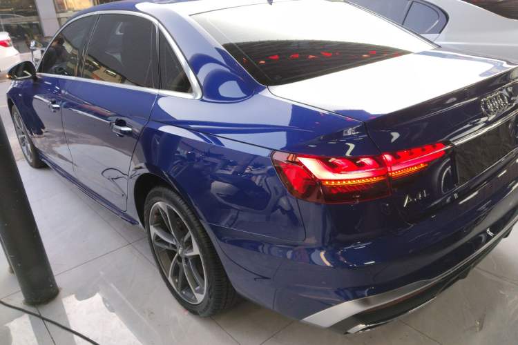 Used Audi A4L 2022 40 TFSI Fashion Dynamic Model
