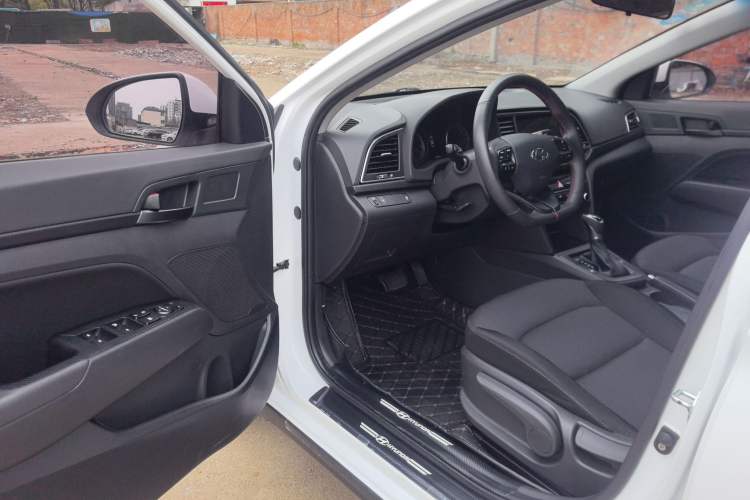 Used Hyundai Elantra 2018 1.4T Dual-Clutch Xuan Dong · Dynamic Edition