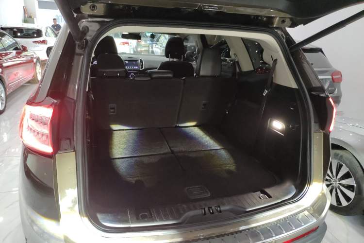 Used Ford Edge 2016 EcoBoost 245 Four-Wheel Drive Titanium 7-Seater
