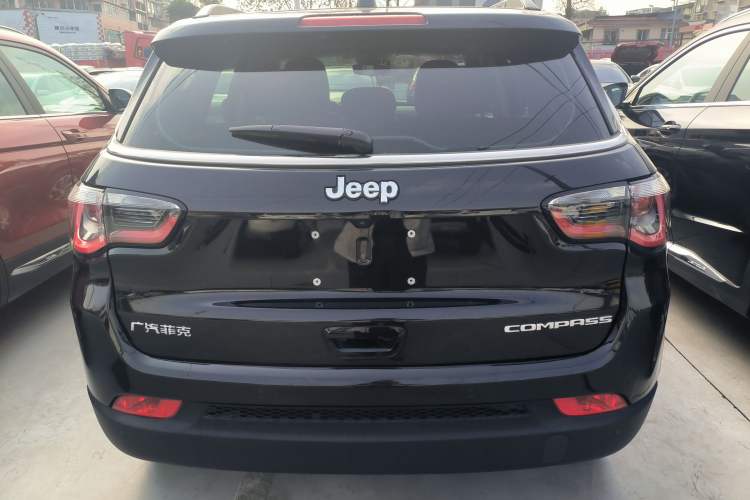 Used  Compass 2021 220T Automatic Leading Edition