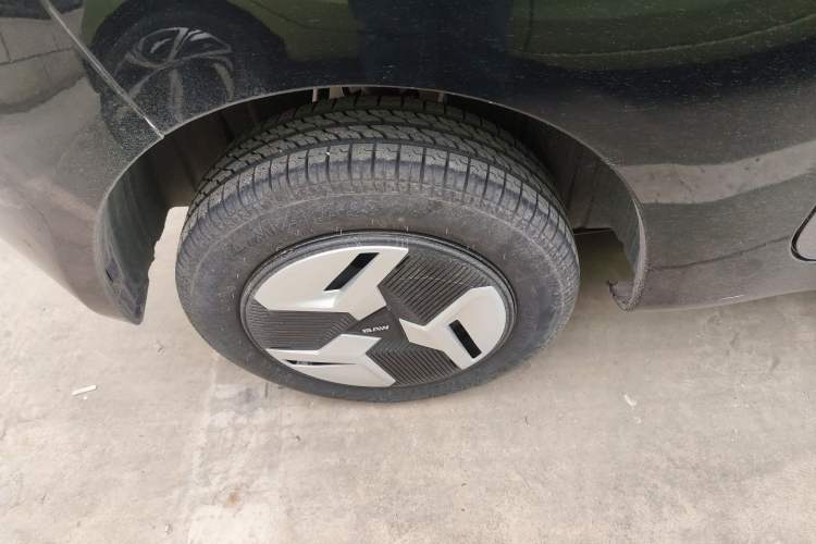 Used  Yuanbao 2022 Smart Version