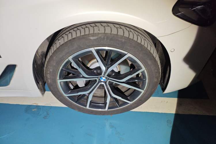 Used BMW 5 Series 2023 530Li Luxury Edition M Sport Package