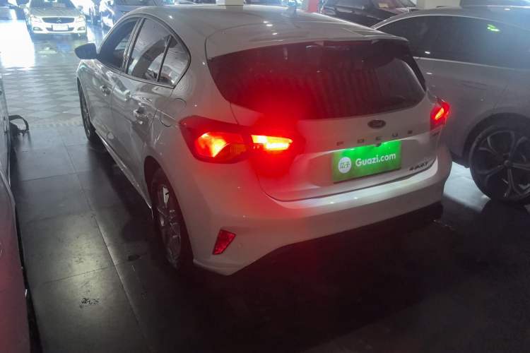 Used Ford Focus 2021 Hatchback EcoBoost 180 Automatic Titanium Edition
