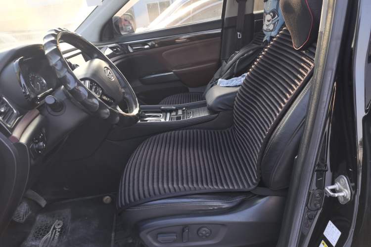 Used GAC Trumpchi GS8 2017 320T Two-Wheel Drive Luxury Smart Connectivity Version (7 Seats)