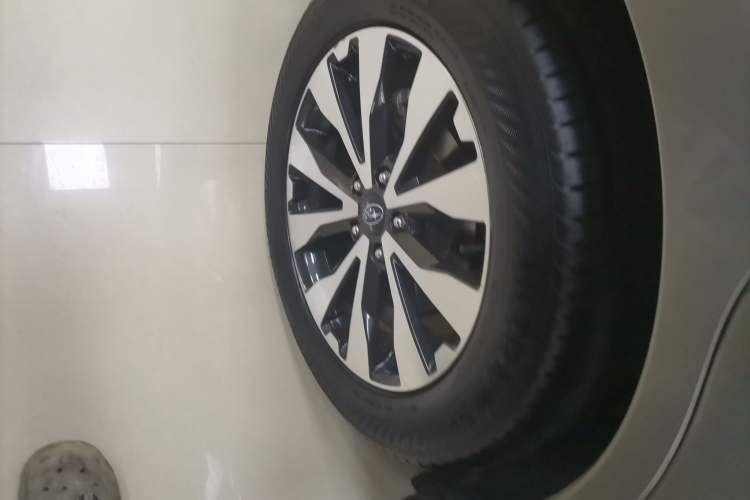 Used Subaru Outback 2017 2.5i Sport Navigation Edition with EyeSight
