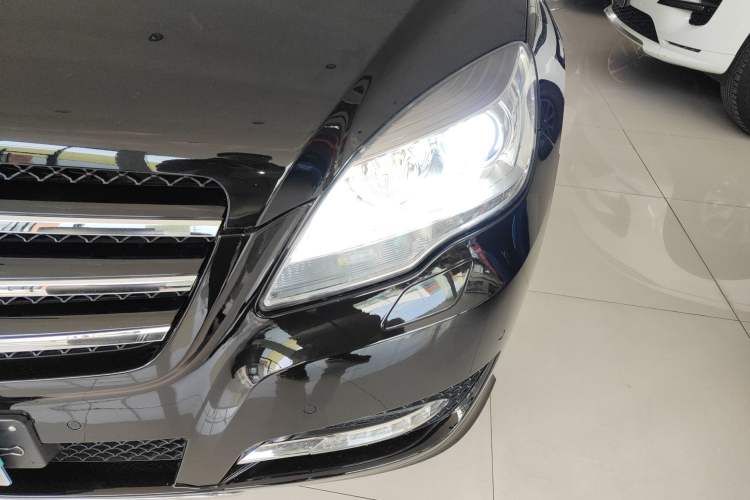 Used Mercedes-Benz R-Class 2014 R 320 4MATIC Business Model
