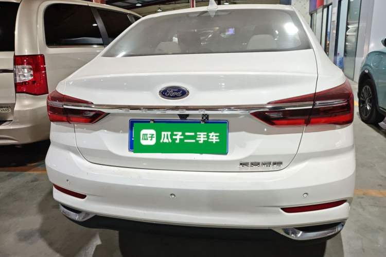 Used Ford Escort 2021 1.5L Automatic Diamond Edition
