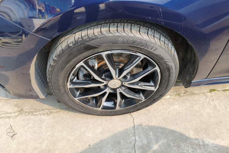 Used BYD Song MAX 2017 1.5T Automatic Smart Connect Elite 7-Seater
