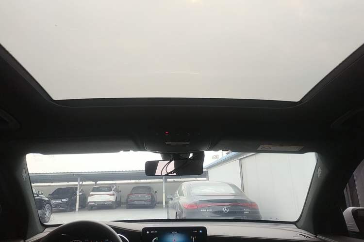 Used Mercedes-Benz GLC 2022 Second Facelift GLC 260 L 4MATIC Luxury Edition