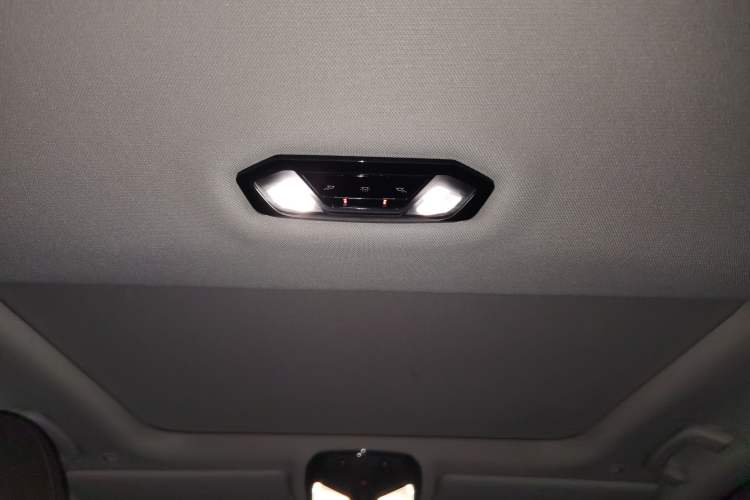 TDK.VehicleDetails.img