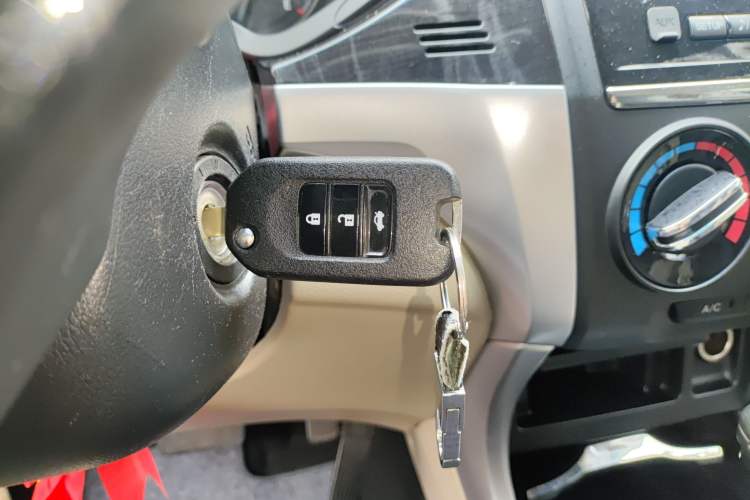 Used Honda Crider 2013 1.8L automatic comfort version