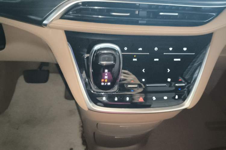 Used Buick GL8 2021 ES Land Cruiser 653T Flagship Model
