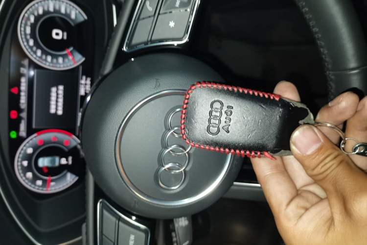 Used Audi A4L 2020 40 TFSI Luxury Dynamic Model
