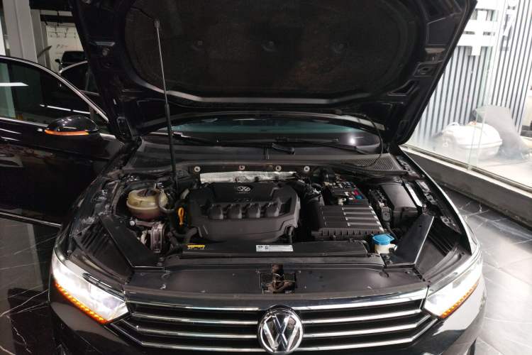 Used Volkswagen Magotan 2019 330TSI DSG Luxury Version China VI Standard
