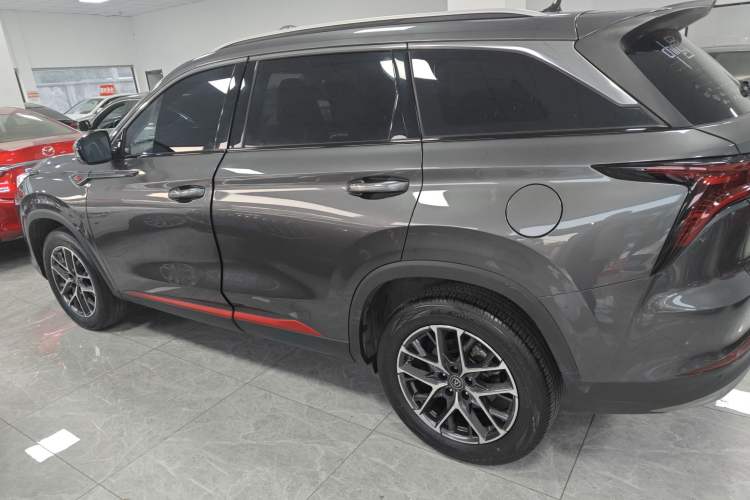 Used Changan CS75 PLUS 2022 Classic Edition 1.5T Automatic Pioneer Model
