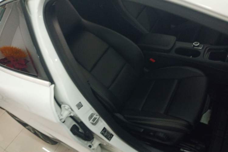 Used Mercedes-Benz GLA 2017 GLA 220 4MATIC Fashion Model
