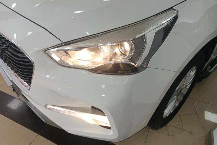 Used Haval M6 2017 1.5T Automatic Two-Wheel Drive Elite Model
