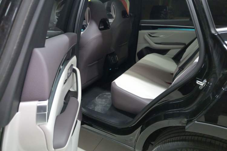 Used BYD Song PLUS New Energy 2025 DM-i 112KM Prestige Model
