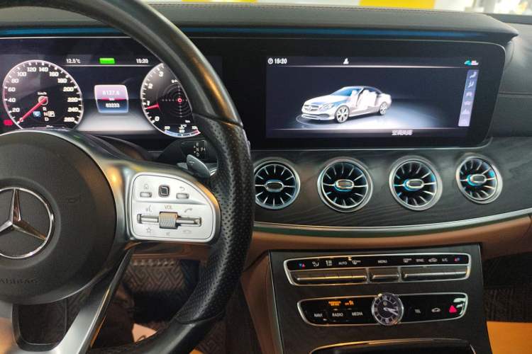 Used Mercedes-Benz E-Class 2020 E 260 Convertible Coupe
