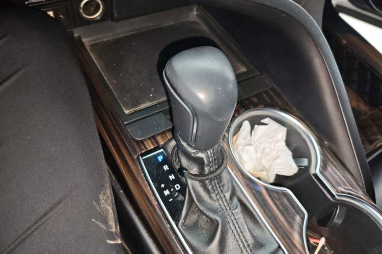 Used Toyota Camry 2019 2.0G Luxury Edition China VI Standard
