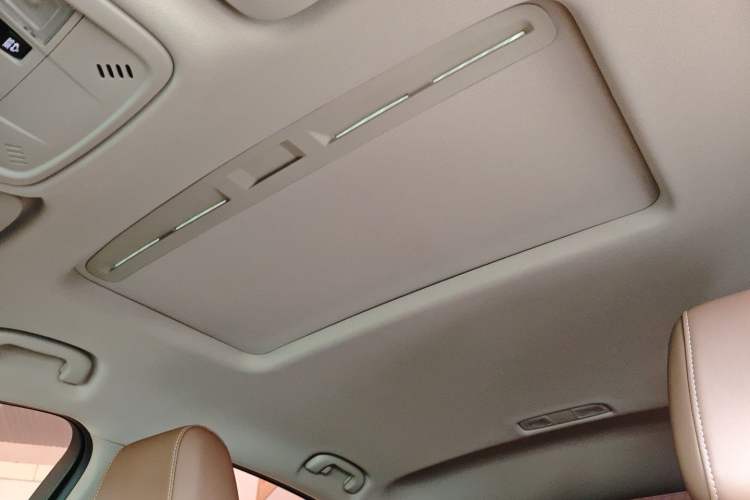 Used Buick Regal 2019 Revised 20T Luxury Version China VI Standard
