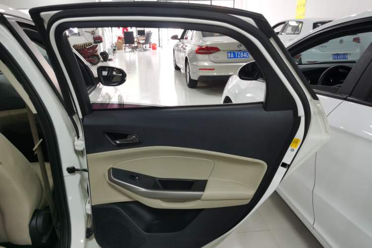 Used Ford Escort 2017 Revised Version 1.5L Automatic Comfort Edition
