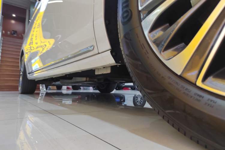 Used Buick GL8 2023 ES Lu Zun Flagship Model
