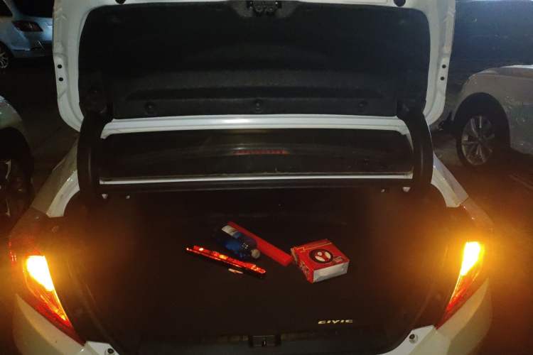 Used Honda Civic 2016 220TURBO CVT Prestige Edition
