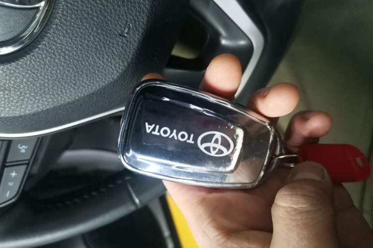 Used Toyota RAV4 2021 2.0L CVT Two-Wheel Drive Fashion PLUS Edition
