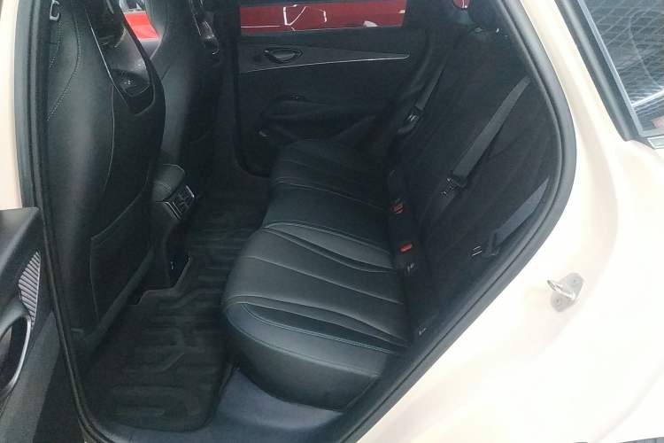 Used BYD Seal 06 New Energy 2024 DM-i 80KM Prestige Model
