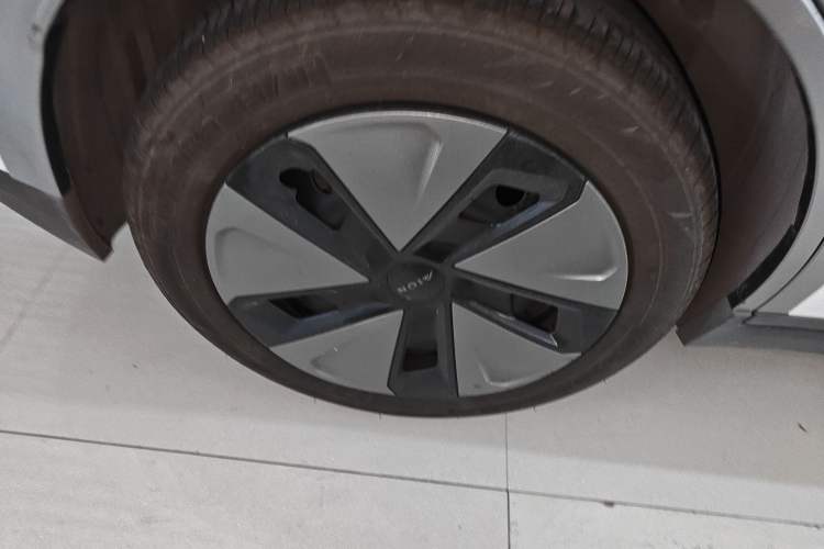 Used AION Y 2023 Younger