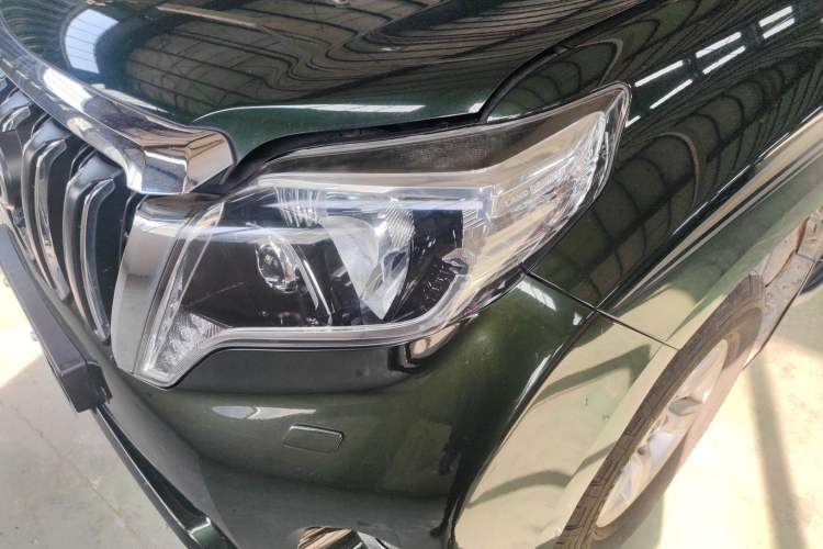 Used Toyota Prado 2014 4.0L Automatic TX-L NAVI
