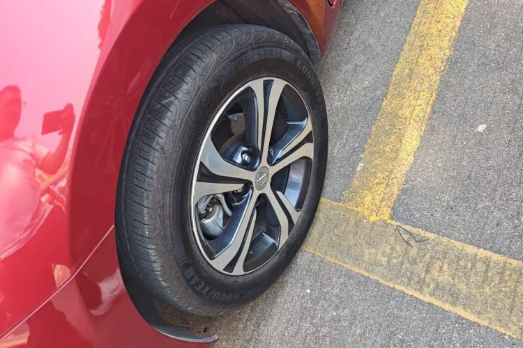 Used Nissan Tiida 2019 1.6L CVT Smart Drive Version China VI Standard