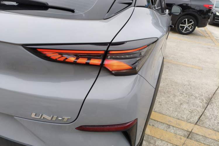 Used Changan UNI-T 2020 1.5T Flagship Version