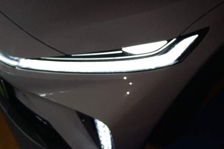 Used  R7 2024 Advanced Edition
