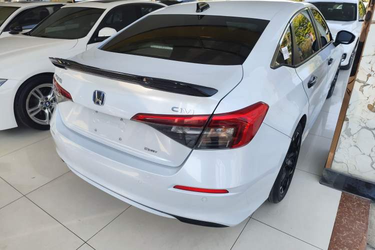 Used Honda Civic 2023 2.0L eHEV Sharp Edition
