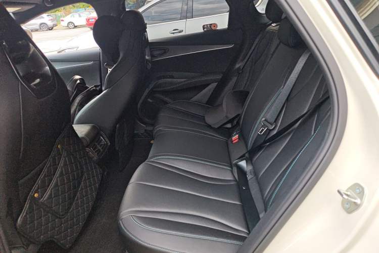 Used BYD Seal 06 New Energy 2025 DM-i Smart Drive 80KM Luxury Model
