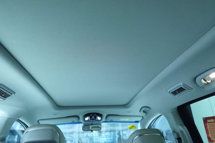 Used FORTHING Xinghai V9 2024 1.5TD 200km Chinese Knot Series Premium Edition
