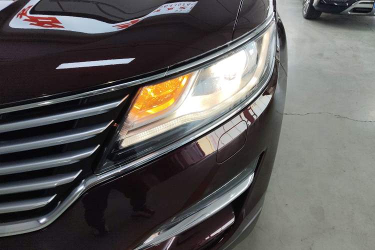 Used Lincoln MKC 2014 2.0T Two-Wheel Drive Deluxe Edition