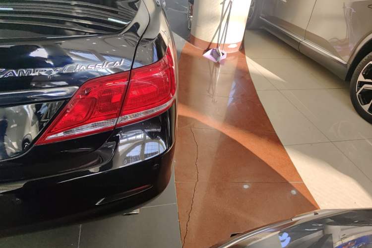 Used Toyota Camry 2013 200G Classic Luxury Edition
