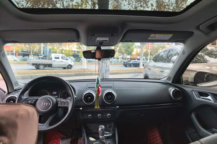 Used Audi A3 2020 Limousine 35 TFSI Fashion Edition China VI Emission Standard